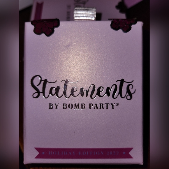 Bomb Party Statements Earrings "Snowflake Sparkle" RPB5581 - Picture 3 of 3